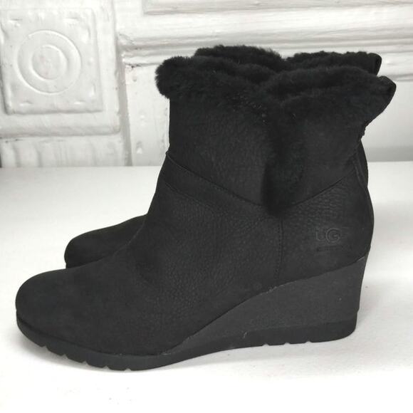 UGG Devorah Waterproof Winter Boots 8 Black Nubuck Wedge Slip-On - Picture 4 of 9